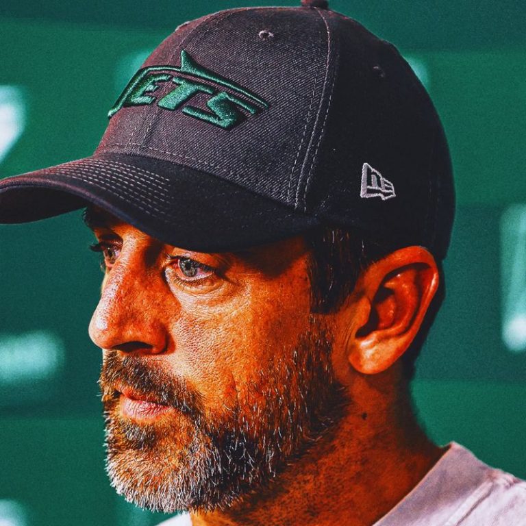 Legendary Football Figure Roasts Aaron Rodgers As Retirement Speculation Looms